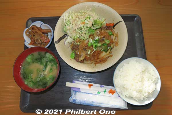 At Hino Station, Nanairo cafe food