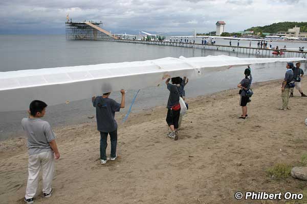 Birdman Rally in Matsubara Beach, Hikone