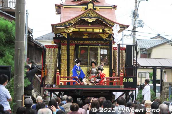 After-Festival Kabuki by Asahiyama float. (後楽)