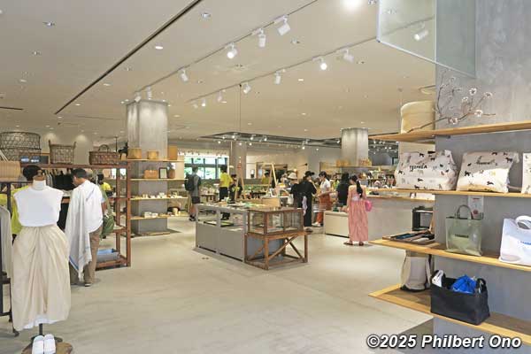 Umi no Schole store