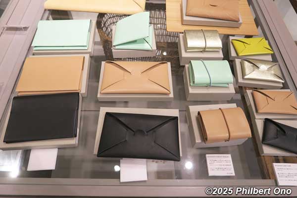 Umi no Schole store wallets