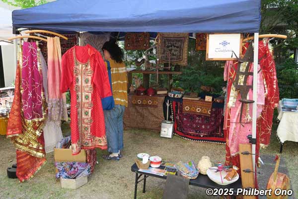 Casablanca (世界の民藝カサブランカ) for Indian apparel in outdoor courtyard