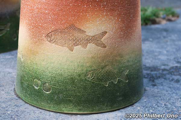 stools made of recycled Shigaraki ceramic clay.